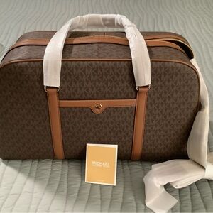Michael Kors Brown Jet Set Weekender Travel Bag Bag NWT